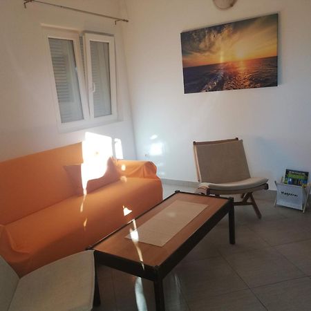 Apartments And Rooms Njivice Chambre photo